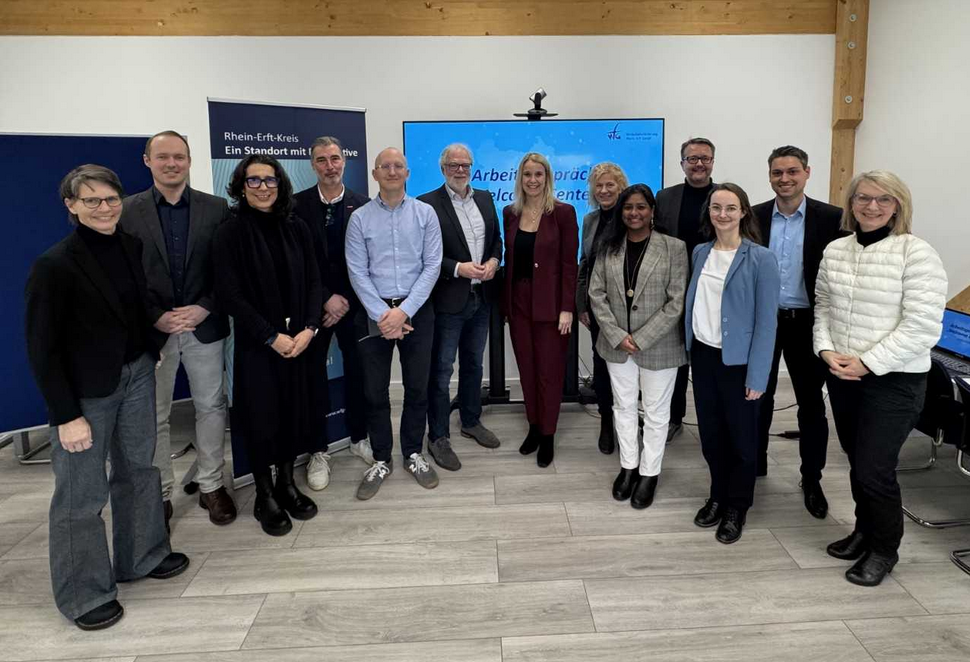 Netzwerktreffen mit 13 Personen